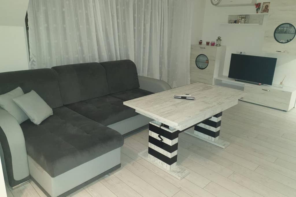 Cosy Charming Apartment 布拉格埃夫格拉德 外观 照片